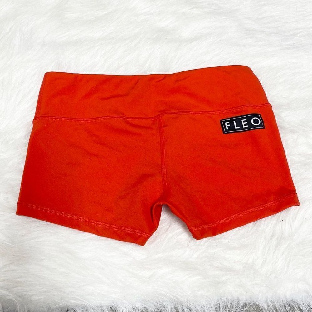Fleo Orange 2.5” Athletic Shorts NEW